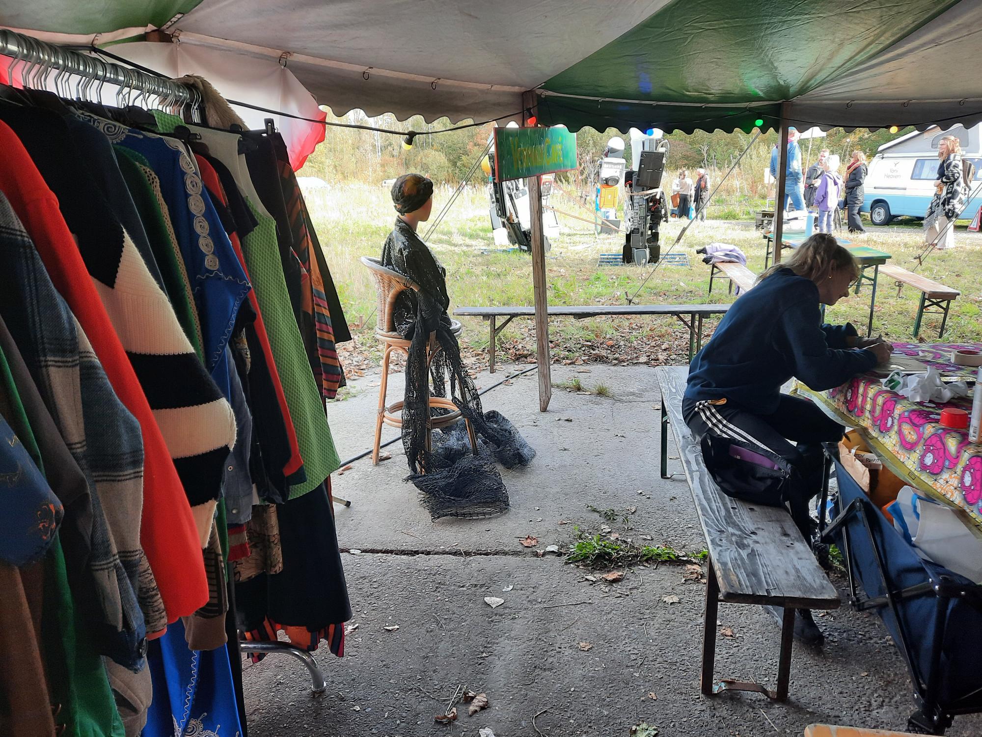 Sanne in het Vermaakcafé